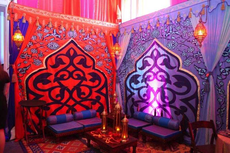 Arabian Nights Theme Party Table