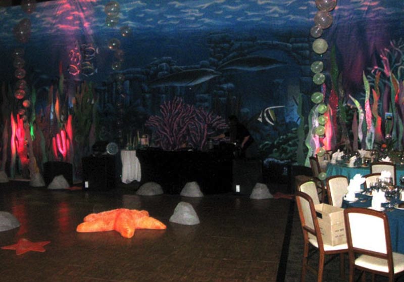 Underwater Fantasy Theme Parties and Props